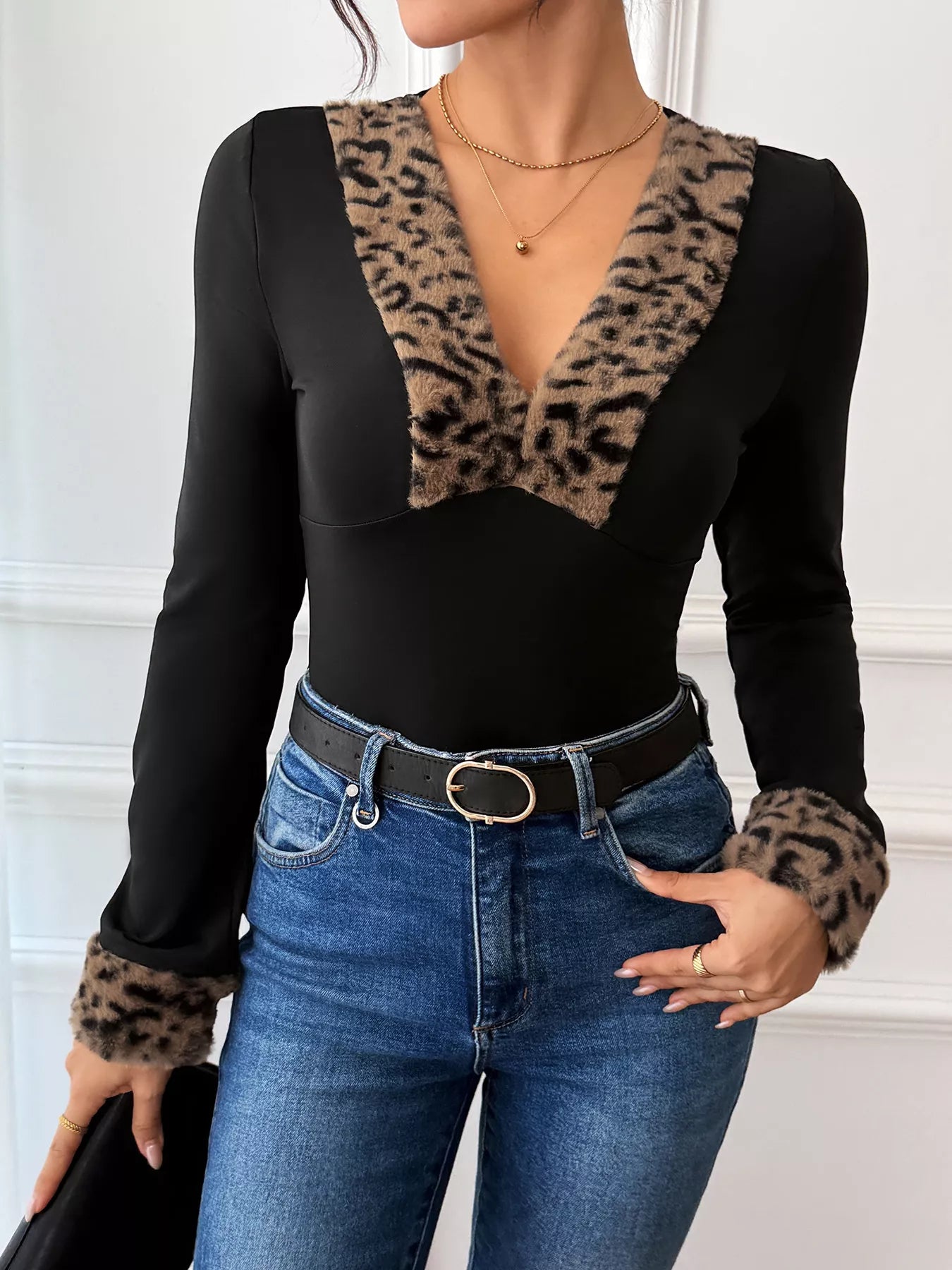 V-Neck Long Sleeve Bodysuit with Leopard Trim Secondary image