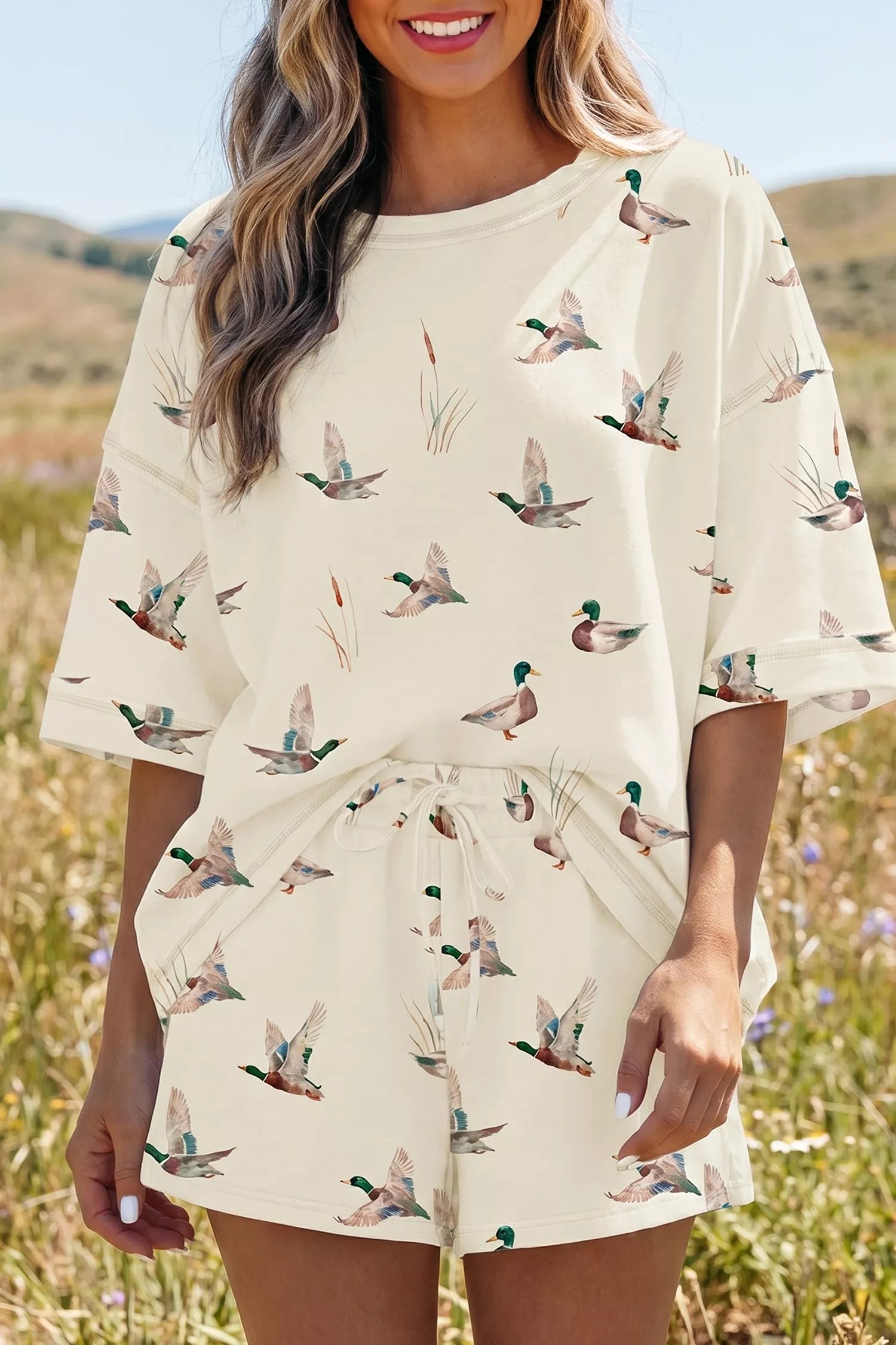 Duck Print Oversized Set Secondary image