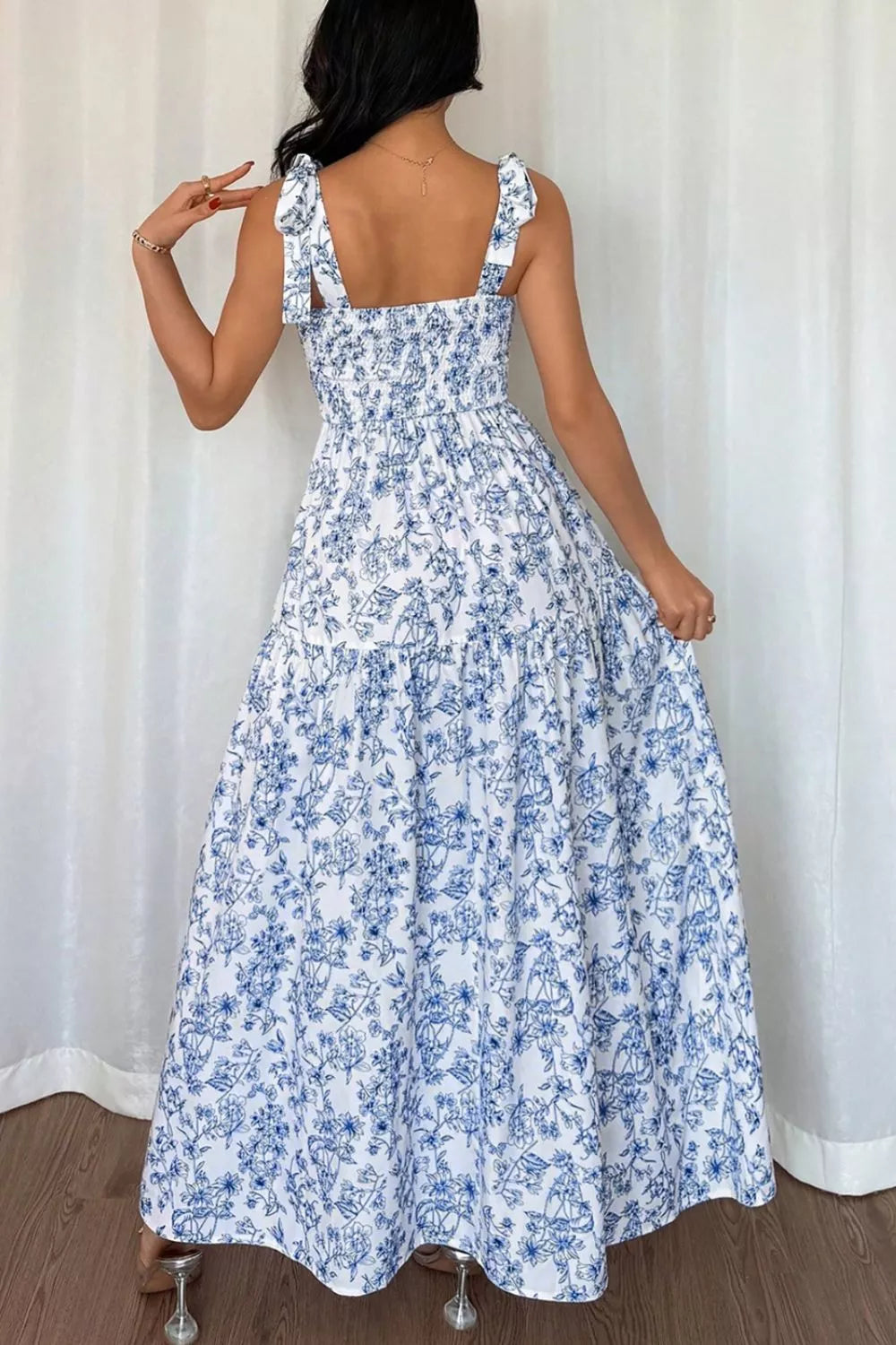 Knot Straps High Waist Flared Maxi Dress Secondary image