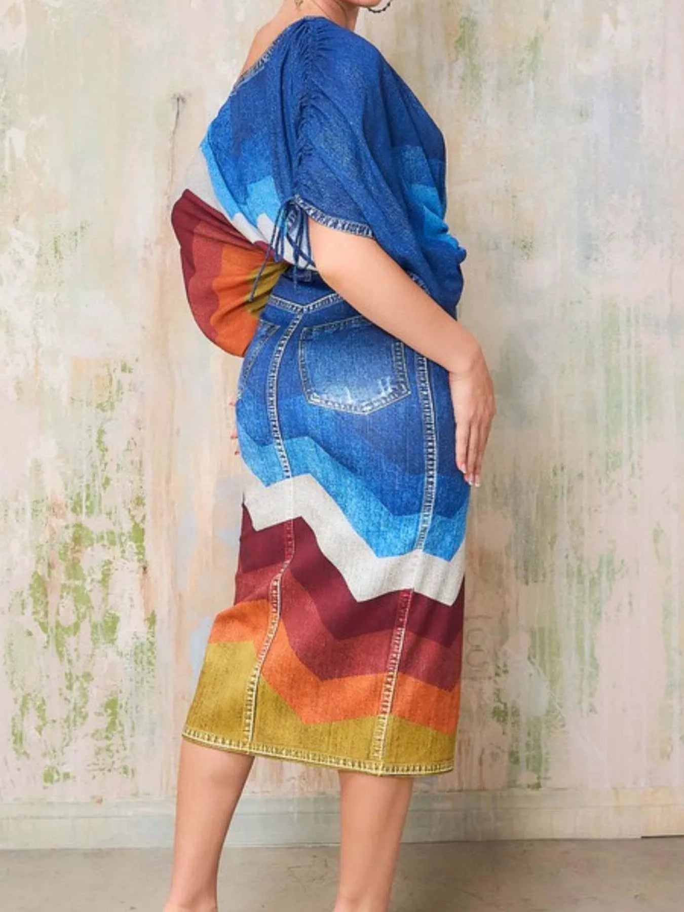One Shoulder Slit Set Secondary image
