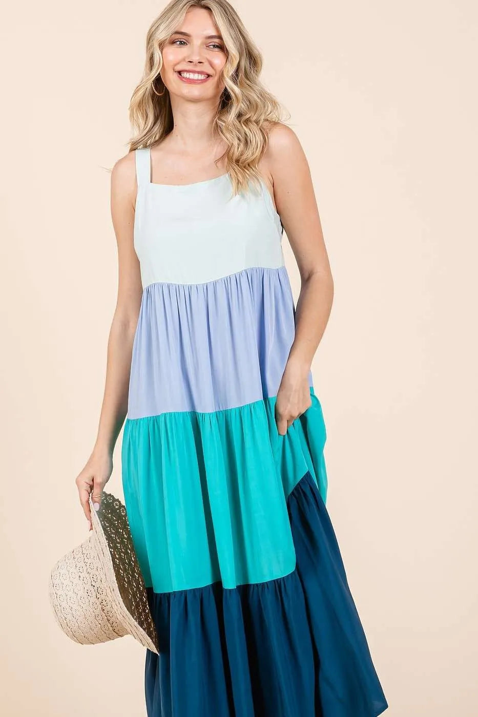 Color Block Tiered Maxi Dress Secondary image