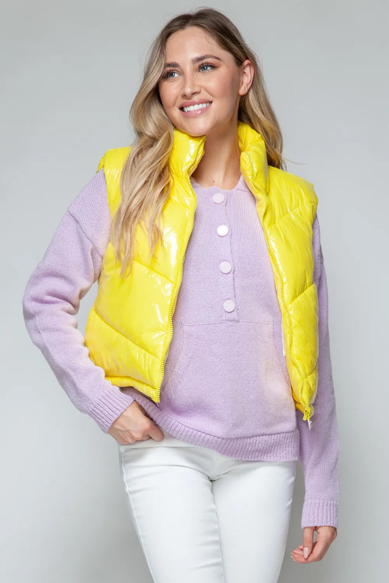 Shiny Quilted Zip-Up Turtleneck Vest Main image
