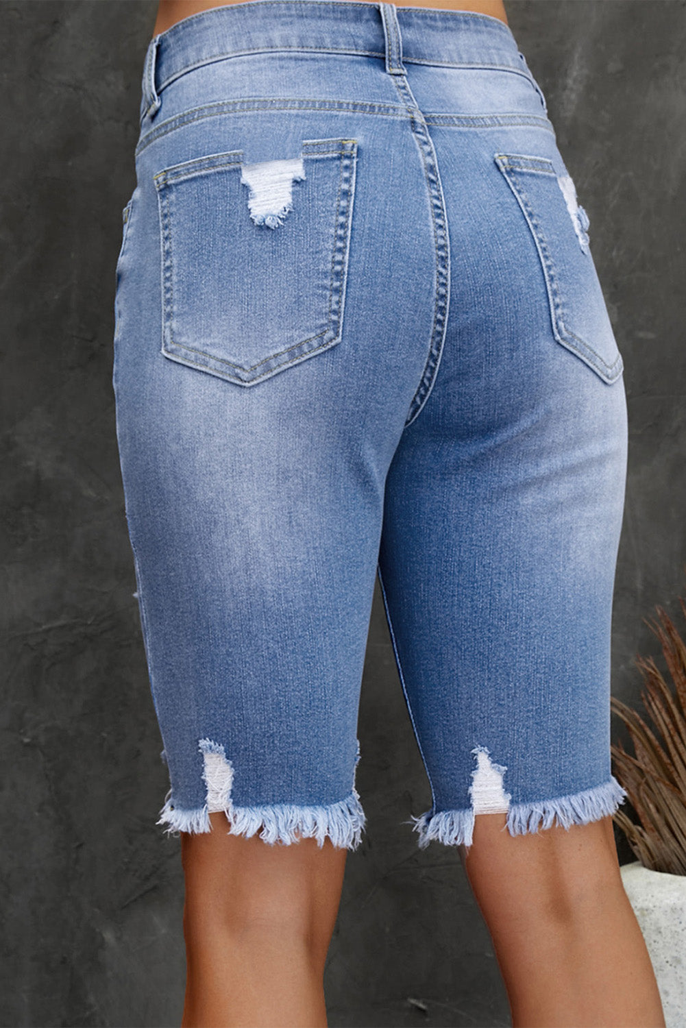 Frayed Hem Denim Bermuda Shorts Secondary image