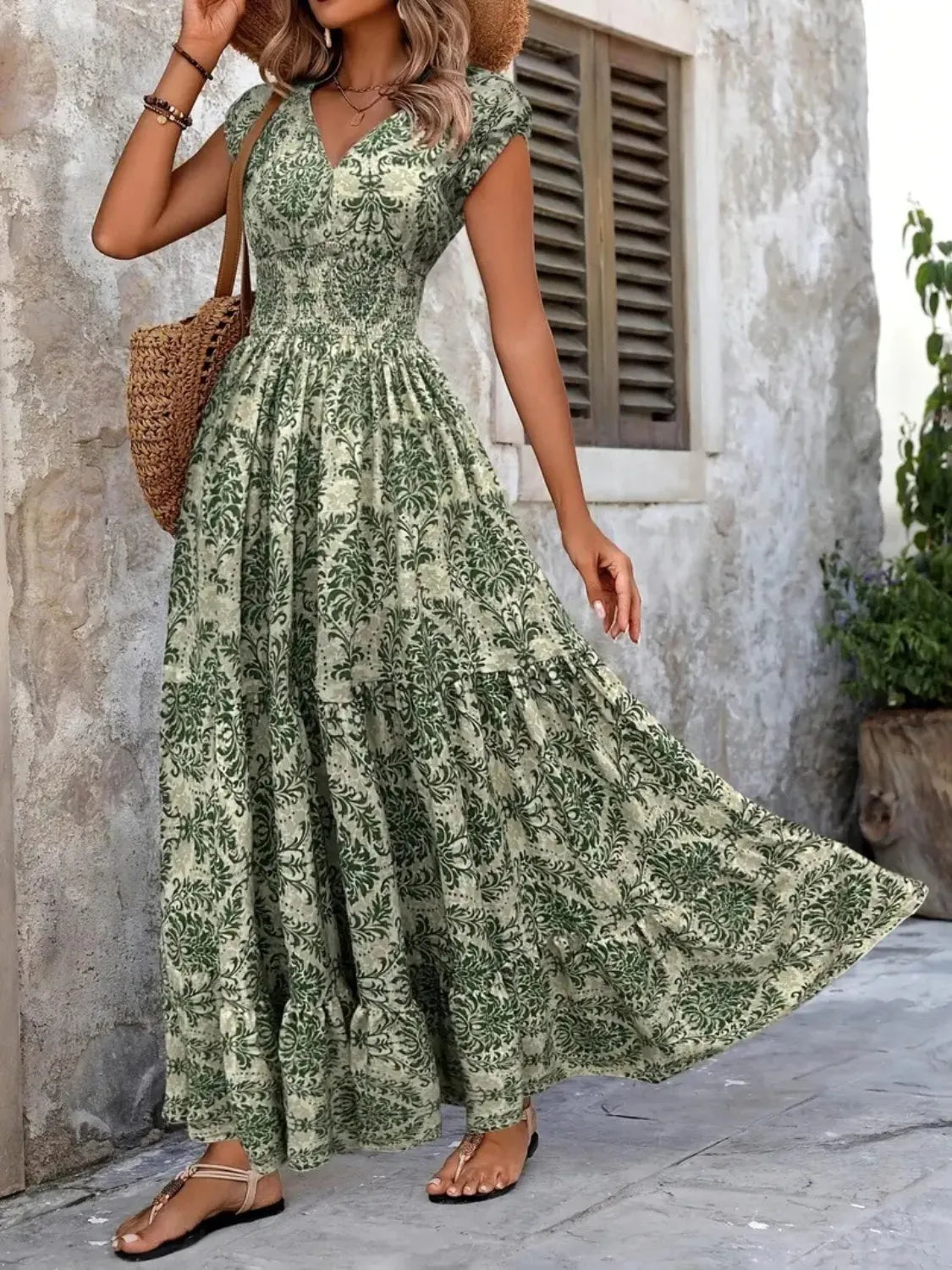 Vintage Floral Cap Sleeve Maxi Dress Secondary image