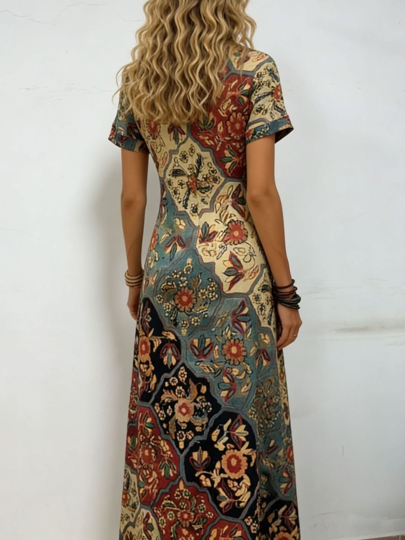 Printed V-Neck Midi Dress Secondary image