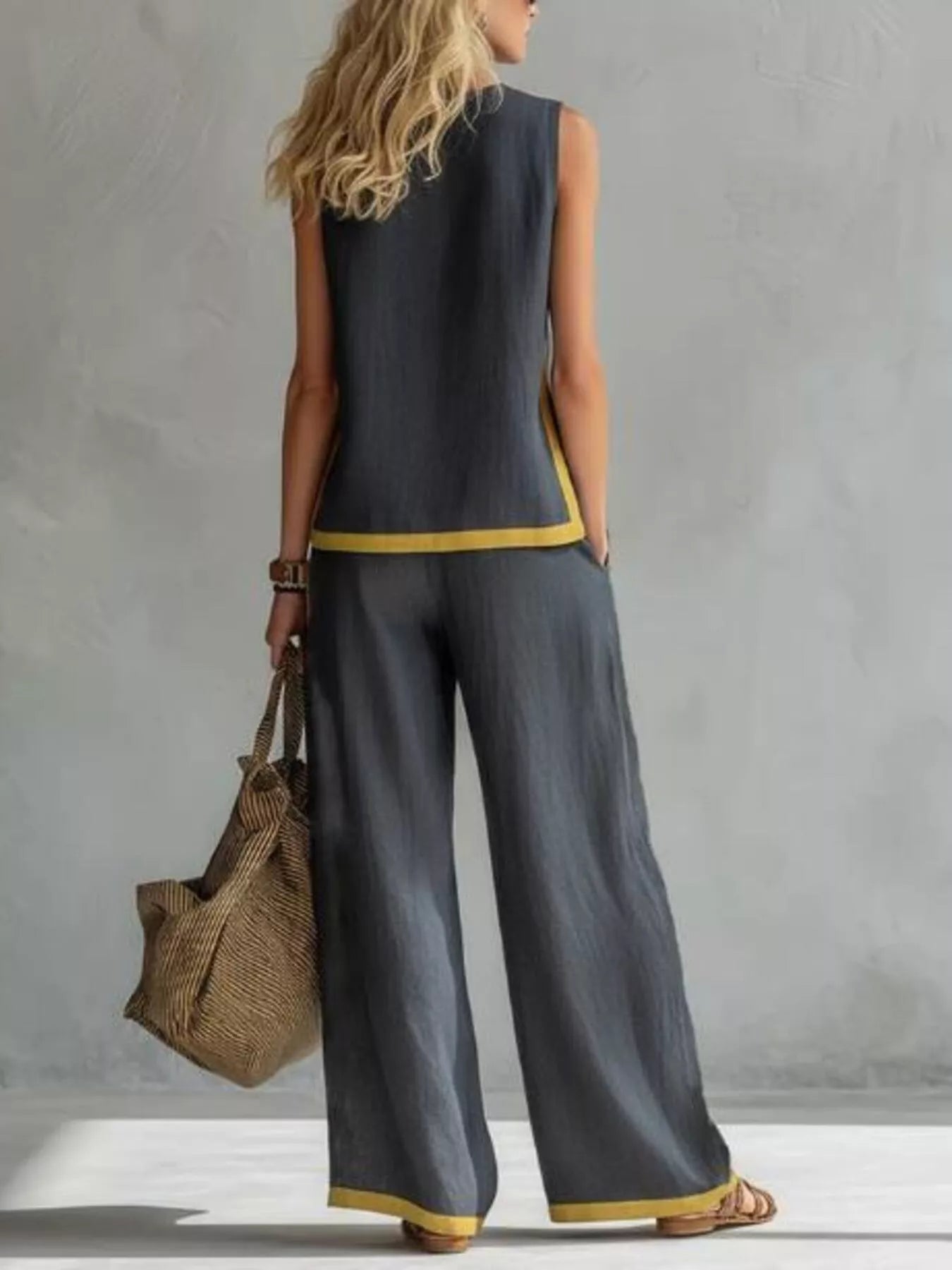 Contrast Stripe Sleeveless Set Secondary image